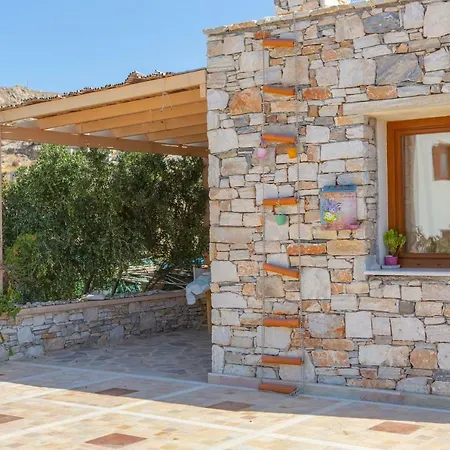 Quiet House At Mikri Vigla Naxos City